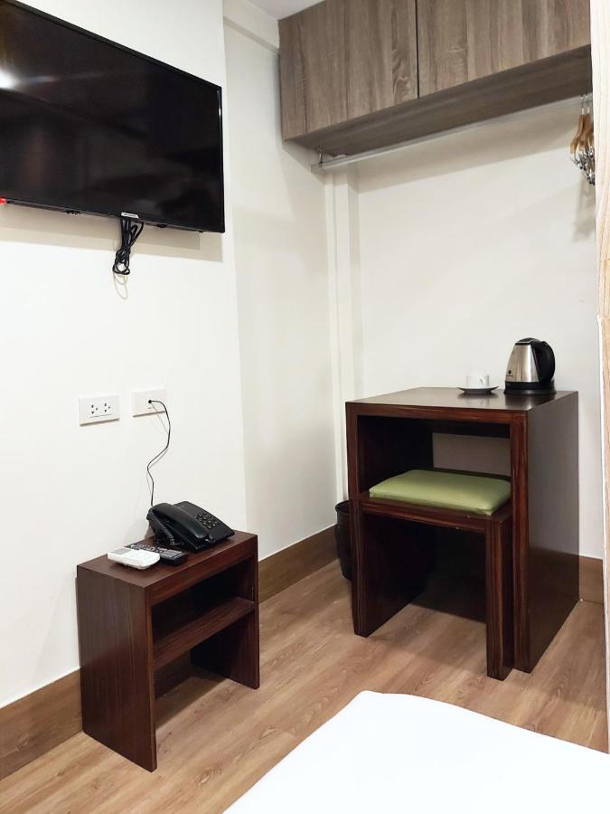 马尼拉阿内克斯酒店 外观 照片
